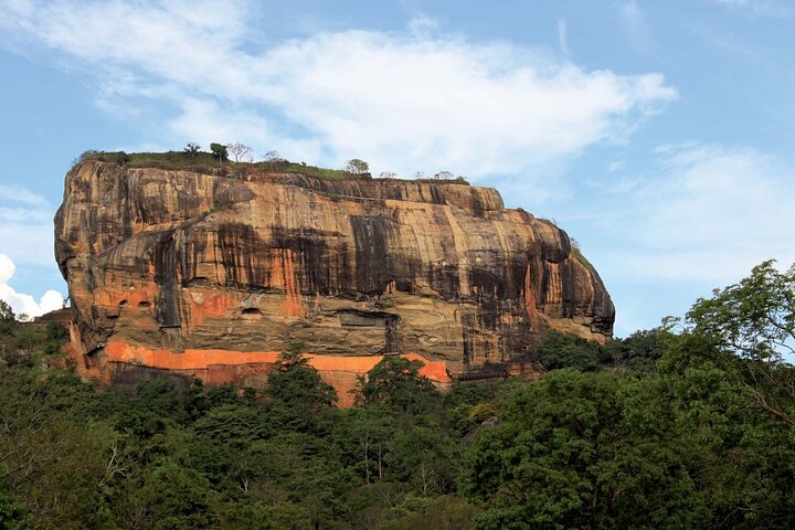Visite du temple et du village de la grotte de Sigiriya Rock Dambulla au départ de Galle
