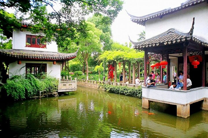 Von Shanghai : Zhujiajiao Water Town Private Tour mit Bootsfahrt
