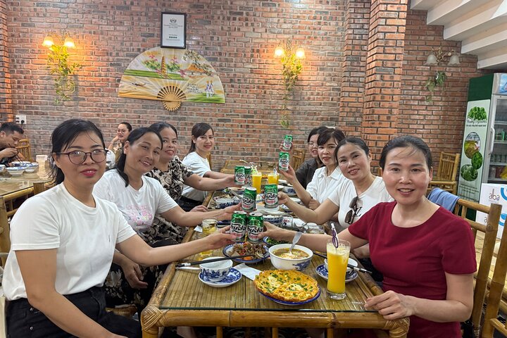 Hue city Deluxe Groepsreis (Dagelijkse Tour-12 pax max)