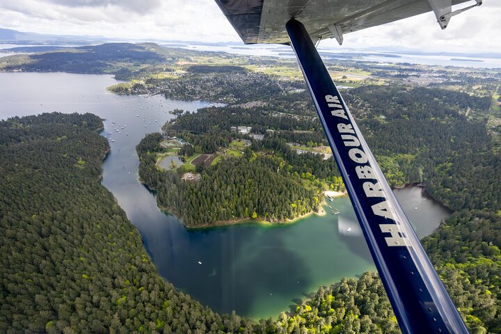 Hotell i nærheten av Victoria Panorama Scenic Seaplane Tour