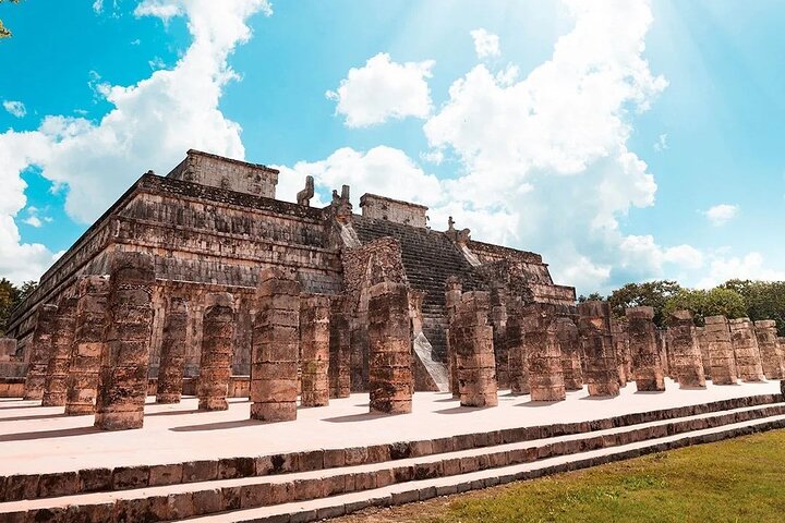 Chichen Itza Cenote Saamal och Valladolid dagstur från Cancun