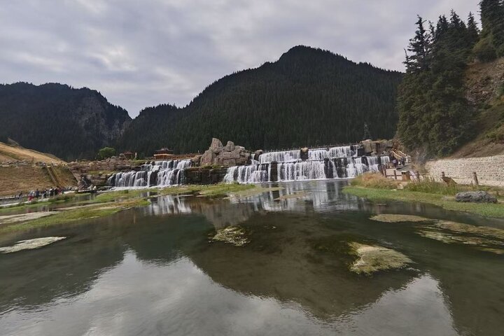 Private Day Tour naar Nanshan Pasture en Tianshan Grand Canyon