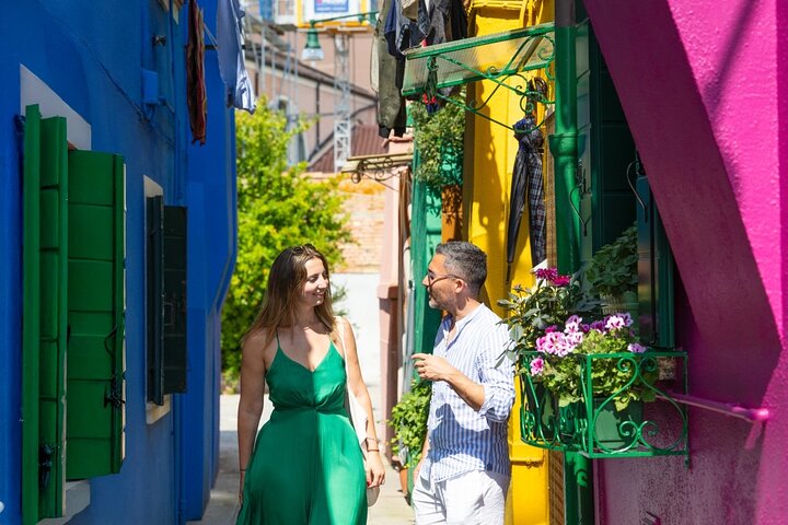 Tour de meio dia de Ilhas Murano e Burano em grupo pequeno em barco privado