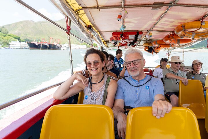 Best Seller : Teleférico VIP Lantau Tai O Tour Priority, Gran Buda