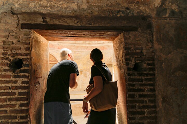 Skip-the-Line Pompeii Guided Tour from Sorrento