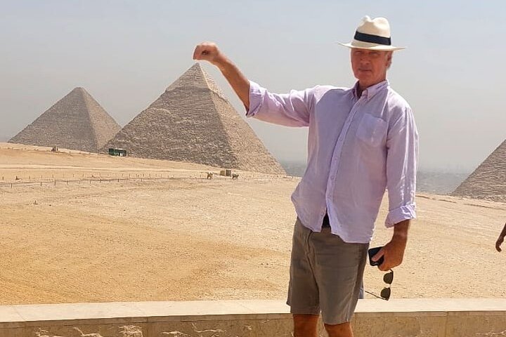 Tour privado a las pirámides de Giza y al Gran Museo desde el puerto de Alejandría