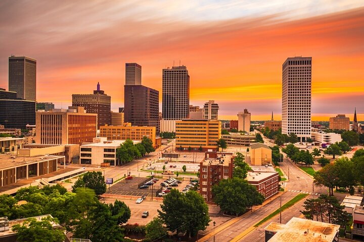 Astounding Scavenger Hunt in Tulsa: Spennende trekk og trivia