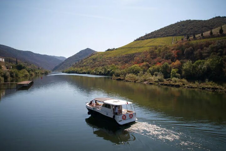 Douro Flusskreuzfahrt ab Pinhão mit Panoramazugrückfahrt