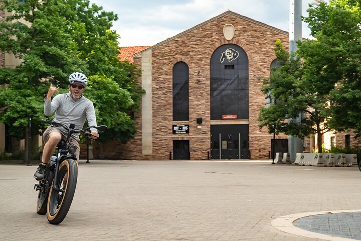 La mejor visita guiada familiar en bicicleta eléctrica para grupos pequeños en Boulder, Colorado