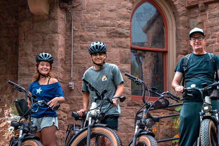 Kør Manitou Springs & Garden of the Gods Bedste guidede eBike-tur!