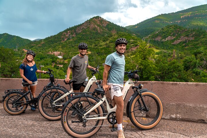 Kør Manitou Springs & Garden of the Gods Bedste guidede eBike-tur!