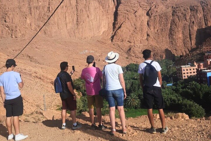 Viagens guiadas de caminhada em Todgha Gorge com especialistas berberes locais