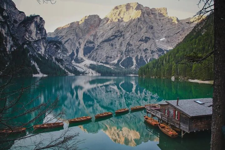 Tour di un giorno delle Dolomiti e del Lago di Braies con auto privata e Guida