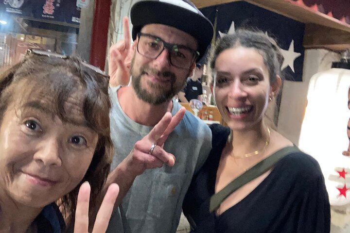 Okinawa: Local Bar-Hopping aventura na cidade de sua escolha