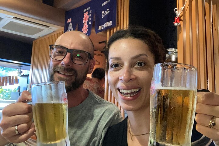 Okinawa: Local Bar-Hopping aventura na cidade de sua escolha