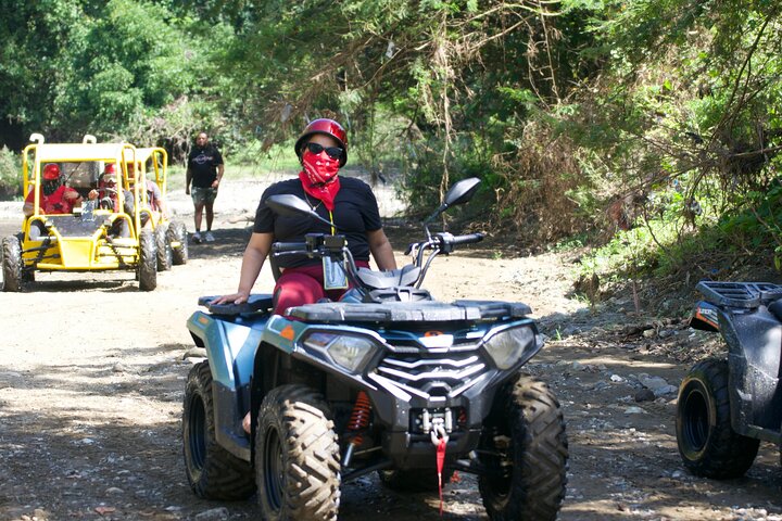 Watervallen ATV Adventure vanuit Amber Cove en Taino Bay