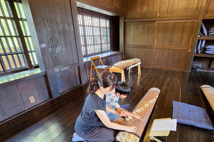 Authentisches Koto-Erlebnis in Odawara Castle Town (Nähe Tokio)