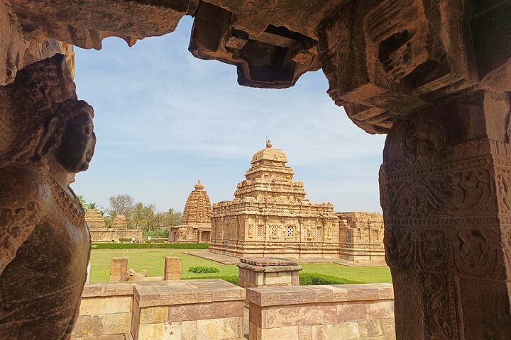 Hyr en Guide för att besöka Badami/Aihole/Pattadakal med egen transport