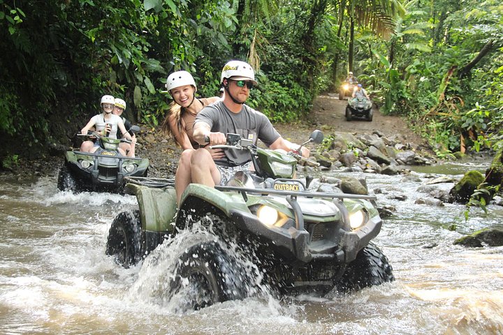 Tour Guiado en ATV por la Jungla y la Tribu Maleku