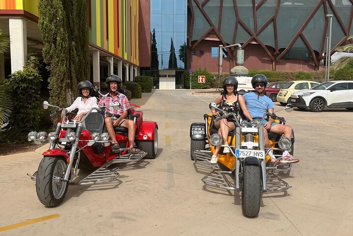Rewaco Trike Ride & LICOR 43 Experiencia Tour (3HRS 2PPL MIN)