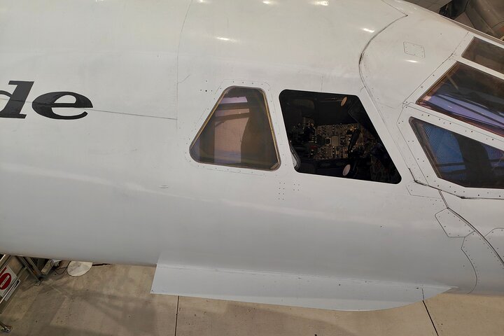 Duxford IWM Air Museum & Airfield Voiture privée Easy London Pickup