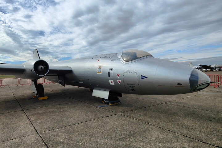 Duxford IWM Air Museum & Airfield Voiture privée Easy London Pickup
