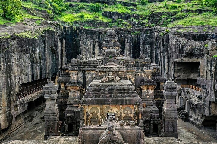 Geführte 3 - Tagestour : Entdecken Sie Ajanta, Ellora Cave & Aurangabad City