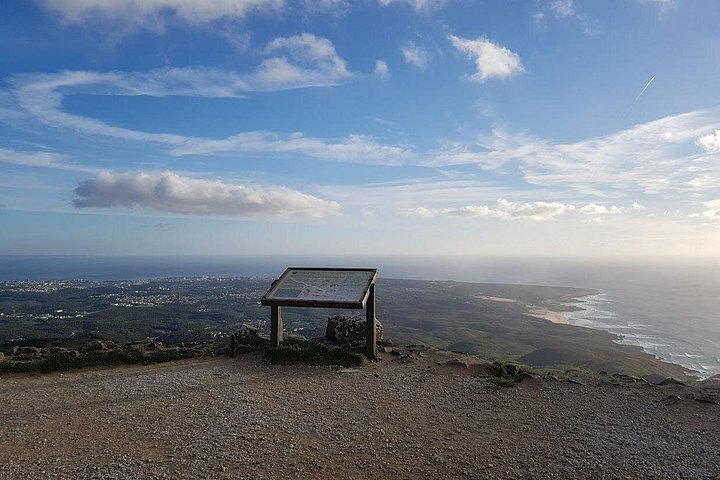 Tour en grupo reducido : Sintra, Palacio de Pena, Castillo Moro & Cascais