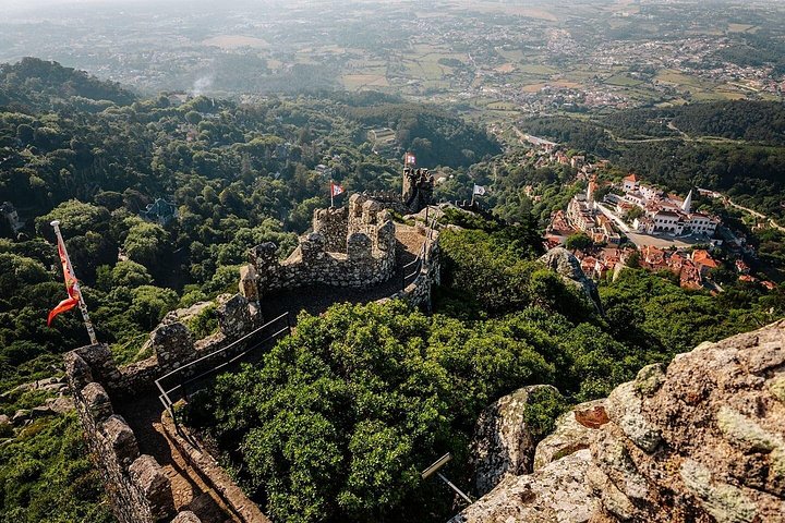 Tour en grupo reducido : Sintra, Palacio de Pena, Castillo Moro & Cascais