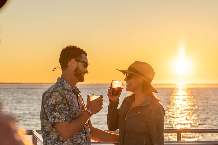 Key West Signature Sunset Sail med levende musikk, åpen bar og mat