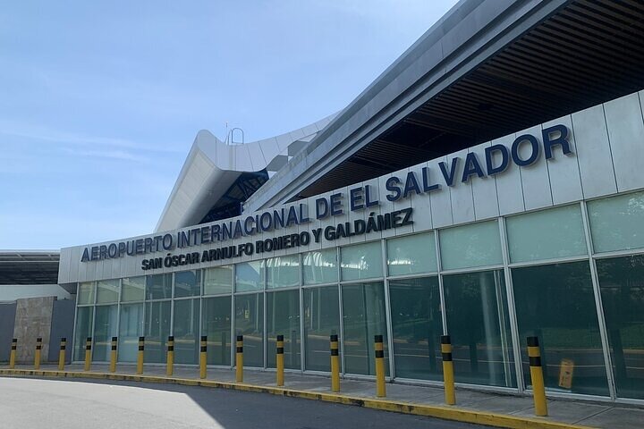 24/7 El Salvador flyplass til La Libertad/El Tunco eller omvendt