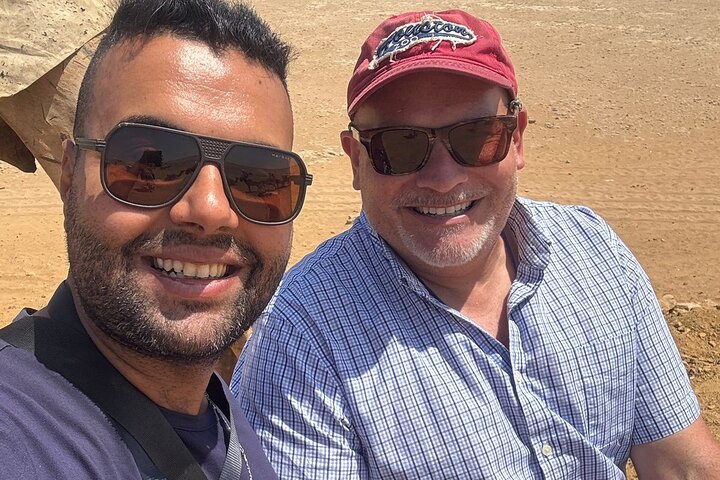 Tour privado a las pirámides de Giza y al Gran Museo desde el puerto de Alejandría