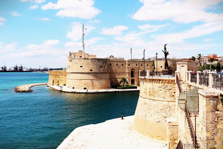 Matera og Spuntino Private Tour fra Taranto havn