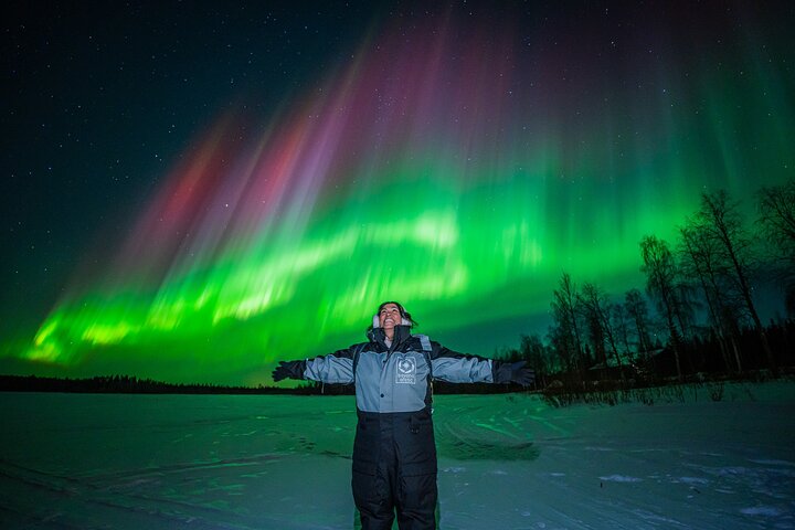 Excursión para grupos pequeños para fotografiar la aurora boreal en Rovaniemi