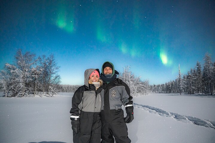 Excursión para grupos pequeños para fotografiar la aurora boreal en Rovaniemi