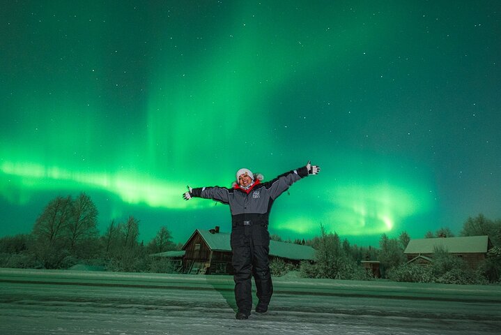 Excursión para grupos pequeños para fotografiar la aurora boreal en Rovaniemi