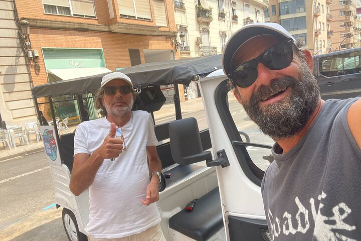 Passeio privado de tuk-tuk de 2 horas por Valência