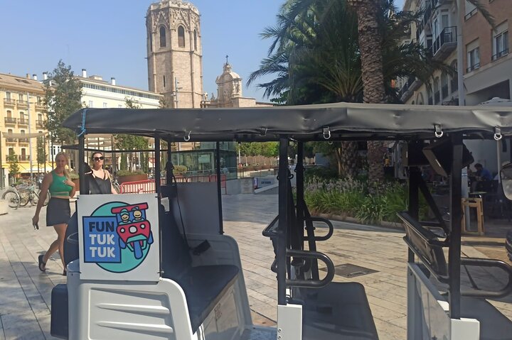 Passeio privado de tuk-tuk de 2 horas por Valência