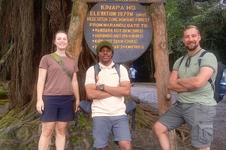 Mount Kilimanjaro dagstur via Machame Route – ingen skjulte gebyrer