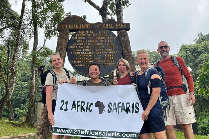 Mount Kilimanjaro dagstur via Machame Route – ingen skjulte gebyrer
