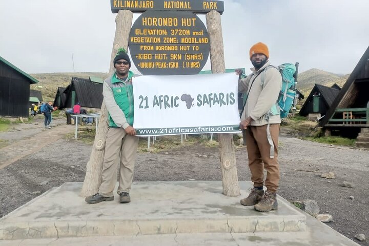 Mount Kilimanjaro dagstur via Machame Route – ingen skjulte gebyrer
