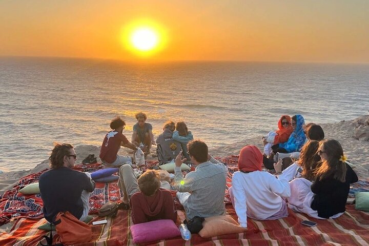 Agadir/Taghazout: Sunset Sandboarding Quad Bike & Marokkansk Middag