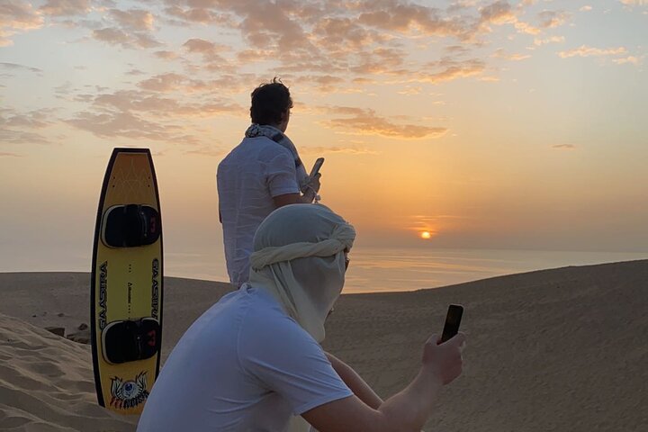 Agadir/Taghazout: Sunset Sandboarding Quad Bike & Marokkansk Middag
