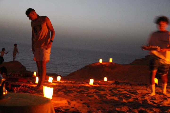 Agadir/Taghazout: Sunset Sandboarding Quad Bike & Marokkansk Middag