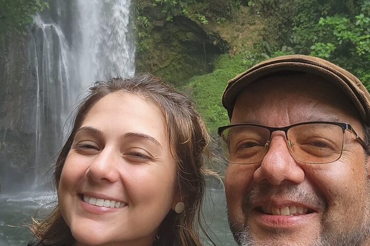 Expérience d'une journée complète sur le volcan Poas, les jardins de la cascade de La Paz et la plantation de café