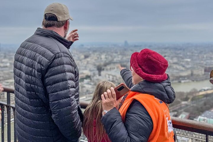 Excursión de un día a París con conductor privado desde Le Havre | Guía opcional
