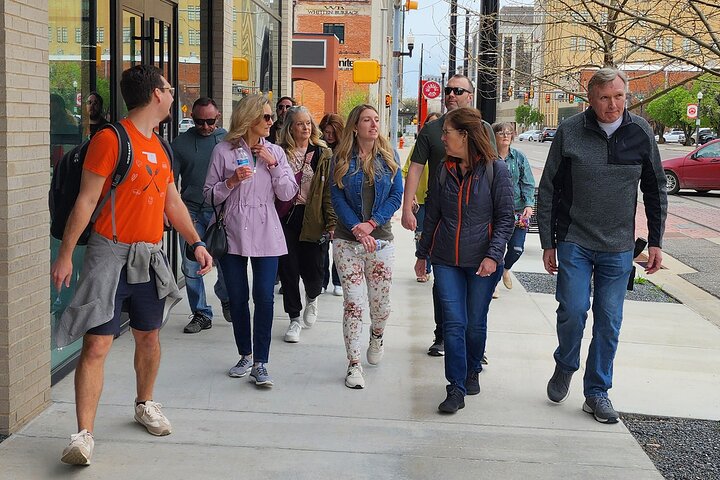 Åk och ät Upptäck OKC Streetcar Food Tour