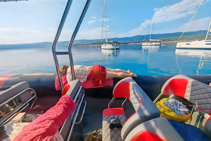 Makarska 3 - Island Speedboat Tour: Golden Horn og "Little Venice"