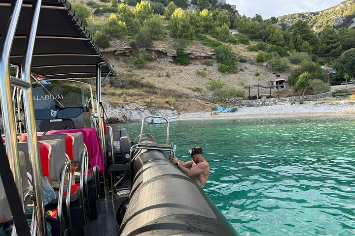 Makarska 3 - Island Speedboat Tour: Golden Horn og "Little Venice"
