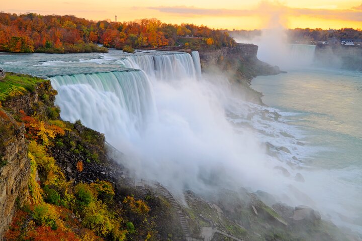 NYC till Niagarafallen 1 - Dagstur: Flyg och land-flyg ingår